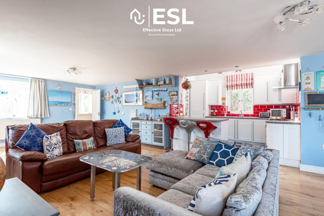 Beautiful En Suite 5 Bedroom Home With Sea Views New Quay  Exterior photo