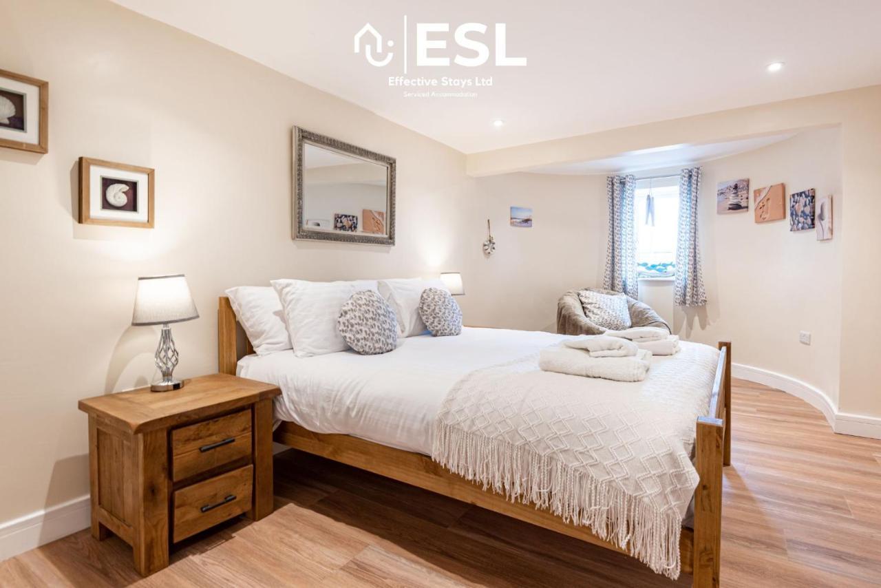 Beautiful En Suite 5 Bedroom Home With Sea Views New Quay  Exterior photo